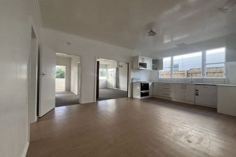 Photo of property in 5a Randwick Road, Northland, Wellington, 6012