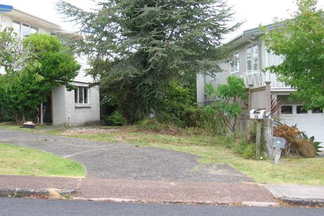 Photo of property in 16 Catalina Crescent, Forrest Hill, Auckland, 0620