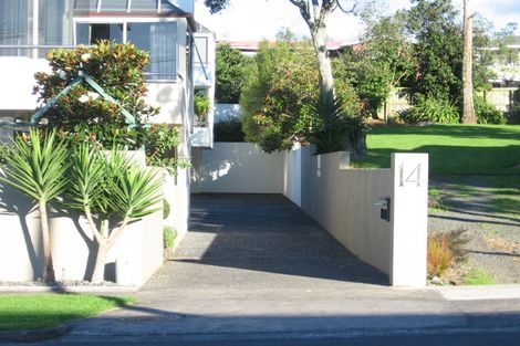 Photo of property in 1/14 Takutai Avenue, Bucklands Beach, Auckland, 2012
