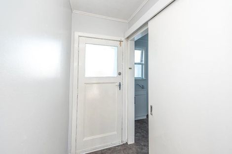 Photo of property in 1 Kupe Place, Castlecliff, Whanganui, 4501