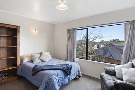 Photo of property in 39 Russleigh Drive, Dinsdale, Hamilton, 3204