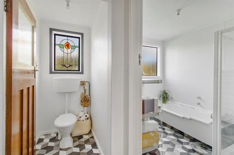 Photo of property in 14 Bakers Road, Waimate, 7978