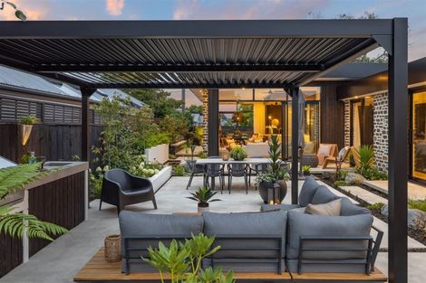 Photo of property in 97 Bryndwr Road, Bryndwr, Christchurch, 8052