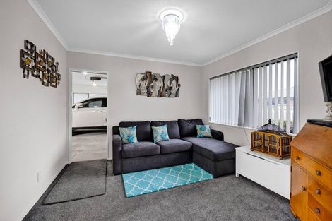 Photo of property in 12 Fantham Street, Hawera, 4610