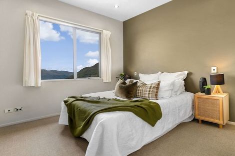 Photo of property in 36b Avalon Crescent, Fernhill, Queenstown, 9300