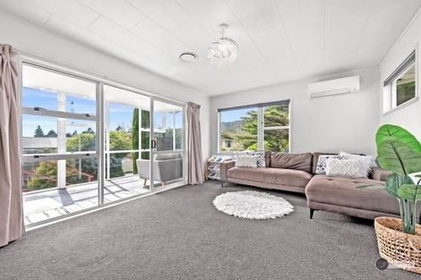 Photo of property in 470e Stokes Valley Road, Stokes Valley, Lower Hutt, 5019