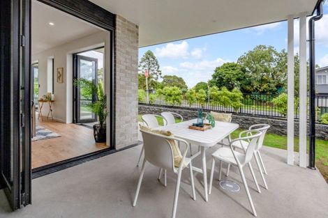 Photo of property in 27 The Boulevard, Sunnyhills, Auckland, 2010