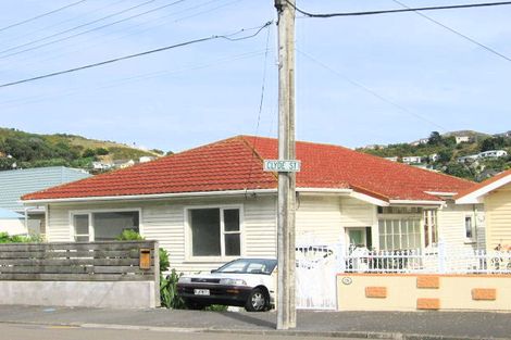 Photo of property in 228 Clyde Street, Island Bay, Wellington, 6023