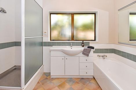 Photo of property in 16b Reidy Place, Pukekohe, 2120