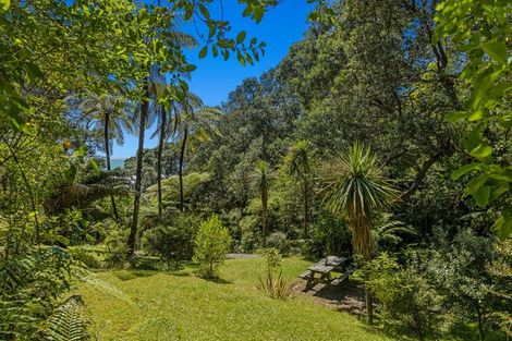 Photo of property in 16 Pohutukawa Avenue, Ohope, 3121