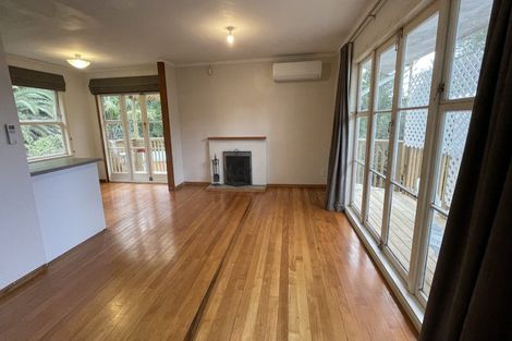 Photo of property in 26 Glen Marine Parade, Glendene, Auckland, 0602