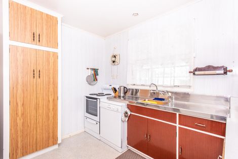 Photo of property in 28 Lavenham Road, Patutahi, Gisborne, 4072