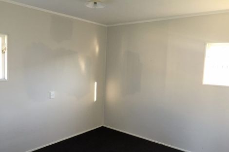 Photo of property in 84 Maplesden Drive, Clendon Park, Auckland, 2103