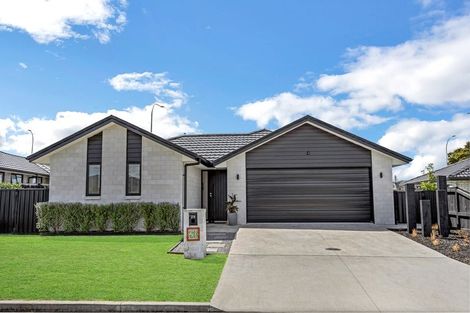 Photo of property in 28 Mclean Street, Pokeno, 2402