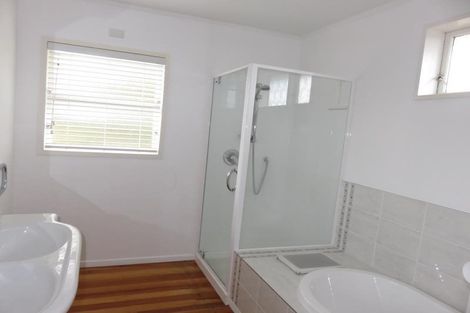 Photo of property in 25 Cranwell Street, Churton Park, Wellington, 6037