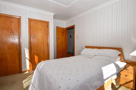 Photo of property in 9 Davy Street, Carterton, 5713