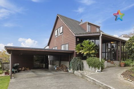 Photo of property in 17 Jacaranda Grove, Maungaraki, Lower Hutt, 5010