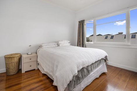 Photo of property in 37 Burrows Street, Tauranga South, Tauranga, 3112