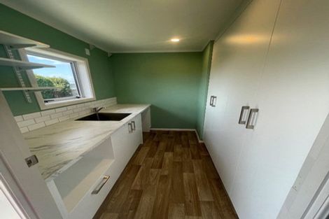 Photo of property in 6 Camellia Avenue, Bell Block, New Plymouth, 4312