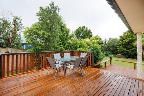 Photo of property in 11 Woodgate Court, Fitzherbert, Palmerston North, 4410
