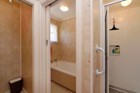 Photo of property in 15 Tennyson Crescent, Stoke, Nelson, 7011