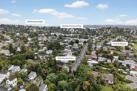 Photo of property in 23/24 Beswick Place, Birkdale, Auckland, 0626