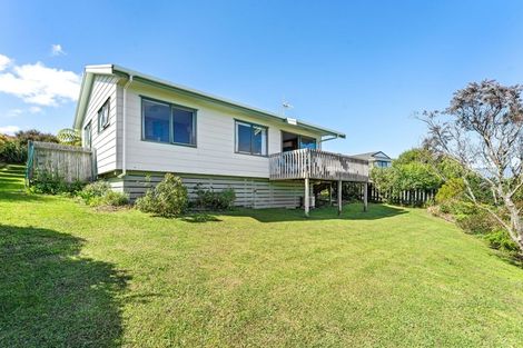 Photo of property in 16 Coventry Close, Ascot Park, Porirua, 5024
