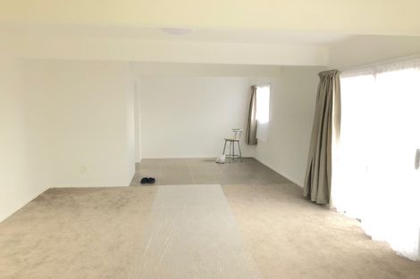 Photo of property in 2/31 Aberfeldy Avenue, Highland Park, Auckland, 2010