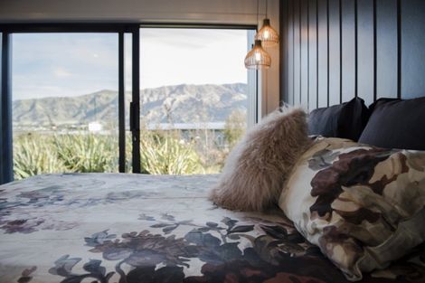 Photo of property in 11 Matipo Street, Wanaka, 9305