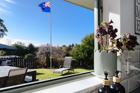 Photo of property in 10 Wouldbank Way, Welcome Bay, Tauranga, 3112