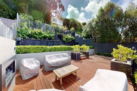 Photo of property in 87 Farnham Street, Mornington, Wellington, 6021