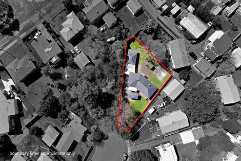 Photo of property in 12 Barnard Place, Manurewa East, Auckland, 2102