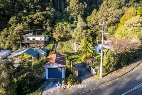 Photo of property in 49 Elmslie Road, Pinehaven, Upper Hutt, 5019