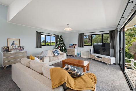 Photo of property in 4 Channel View Road, Clarks Beach, Pukekohe, 2679