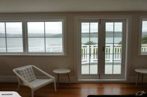 Photo of property in 163 Marine Parade, Seatoun, Wellington, 6022