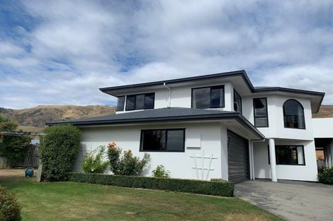 Photo of property in 38 Meadowstone Drive, Wanaka, 9305