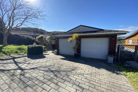 Photo of property in 13 Shackle Lane, Whitby, Porirua, 5024