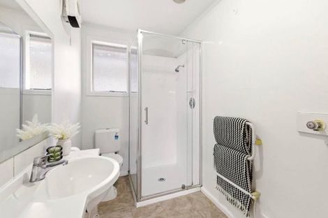 Photo of property in 2/22 Holly Road, St Albans, Christchurch, 8014