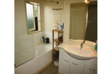 Photo of property in 374 College Street, Hokowhitu, Palmerston North, 4410