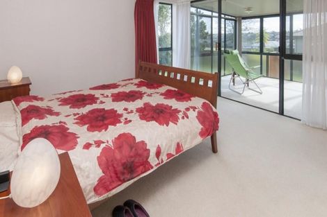 Photo of property in 11 Woodgers Way, Somerville, Auckland, 2014
