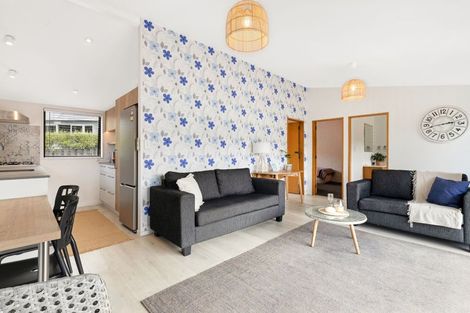 Photo of property in 1992 Queen Charlotte Drive, Momorangi Bay, Picton, 7281