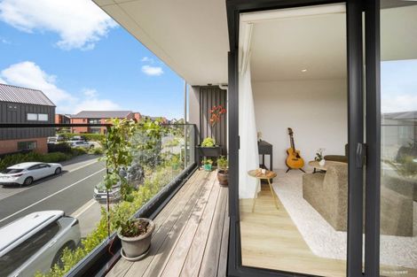 Photo of property in 3/2 Sioux Road, Hobsonville, Auckland, 0616
