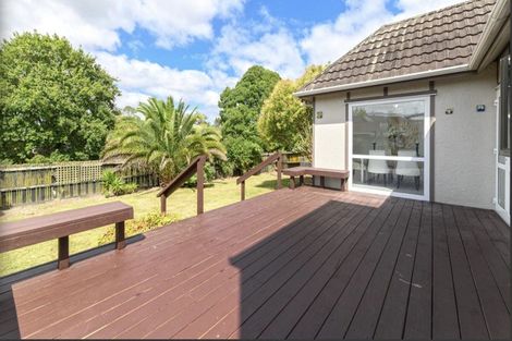 Photo of property in 12 Orinda Close, Botany Downs, Auckland, 2010