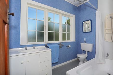 Photo of property in 12 Stewart Street, Marton, 4710