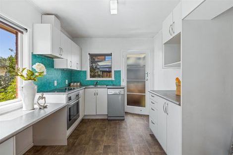 Photo of property in 1/134 Onewa Road, Northcote, Auckland, 0627