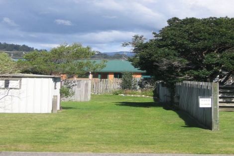 Photo of property in 605c Ocean Road, Whangamata, 3620