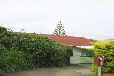 Photo of property in 30 Mana View Road, Paremata, Porirua, 5026