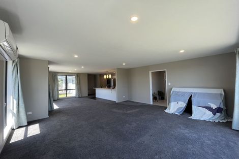 Photo of property in 7 Piper Street, Halswell, Christchurch, 8025