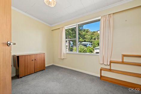 Photo of property in 7 Manor Drive, Stokes Valley, Lower Hutt, 5019