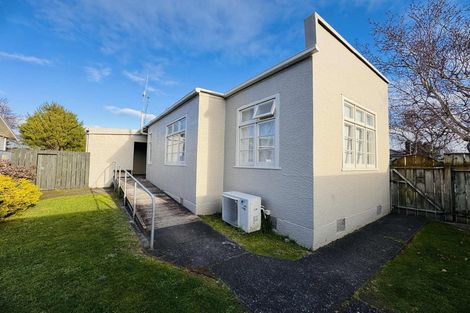 Photo of property in 29-31 Rangitira Avenue, Palmerston North, 4414